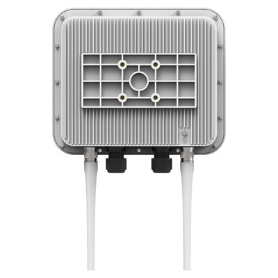 EOC655-C18: Broadband Outdoor 5GHz Dual Radio 2×2 Bridge w/ Integrated 18dBi Panel Antenna